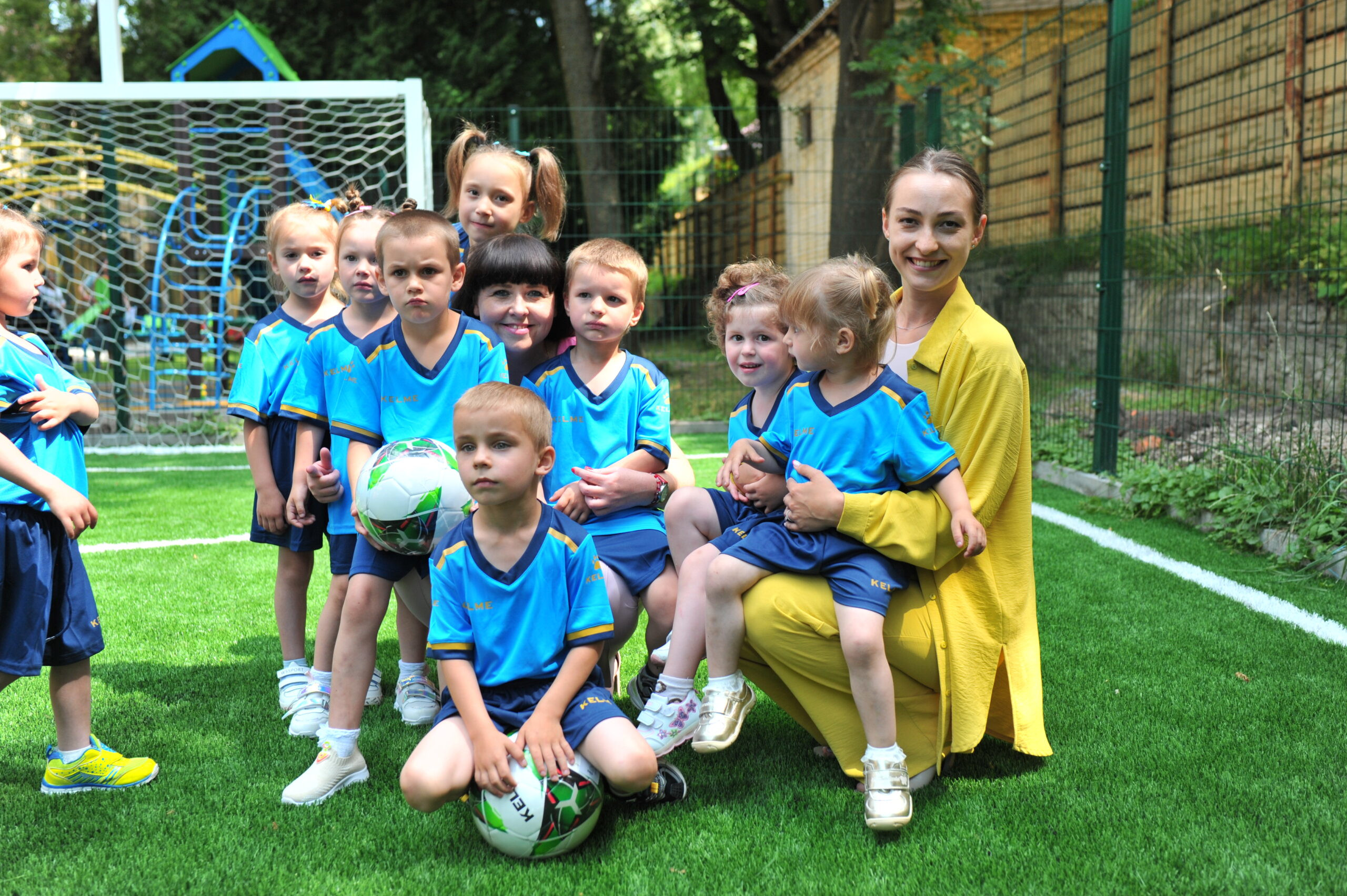 У Львові для дітей-сиріт побудували і відкрили дитячо-спортивний майданчик