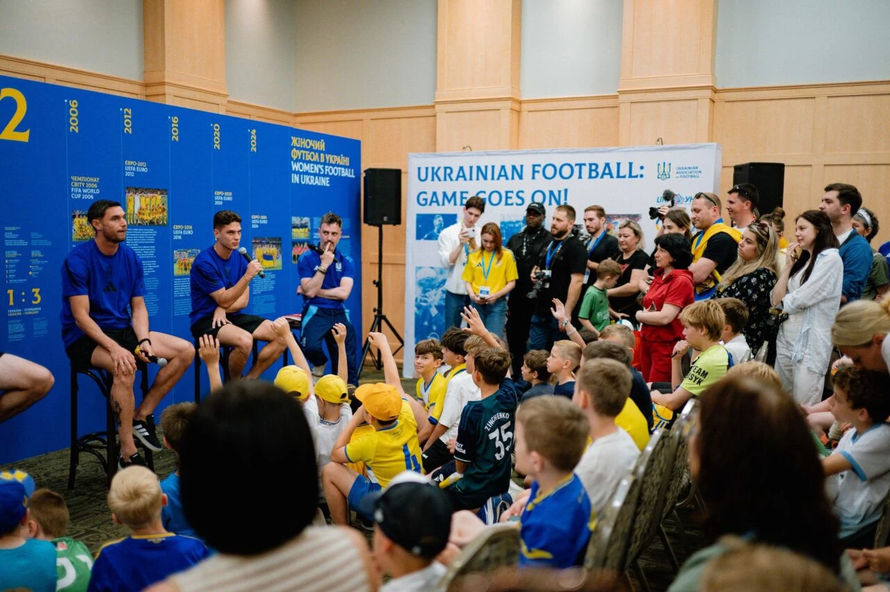 “Український футбол: Гра триває”