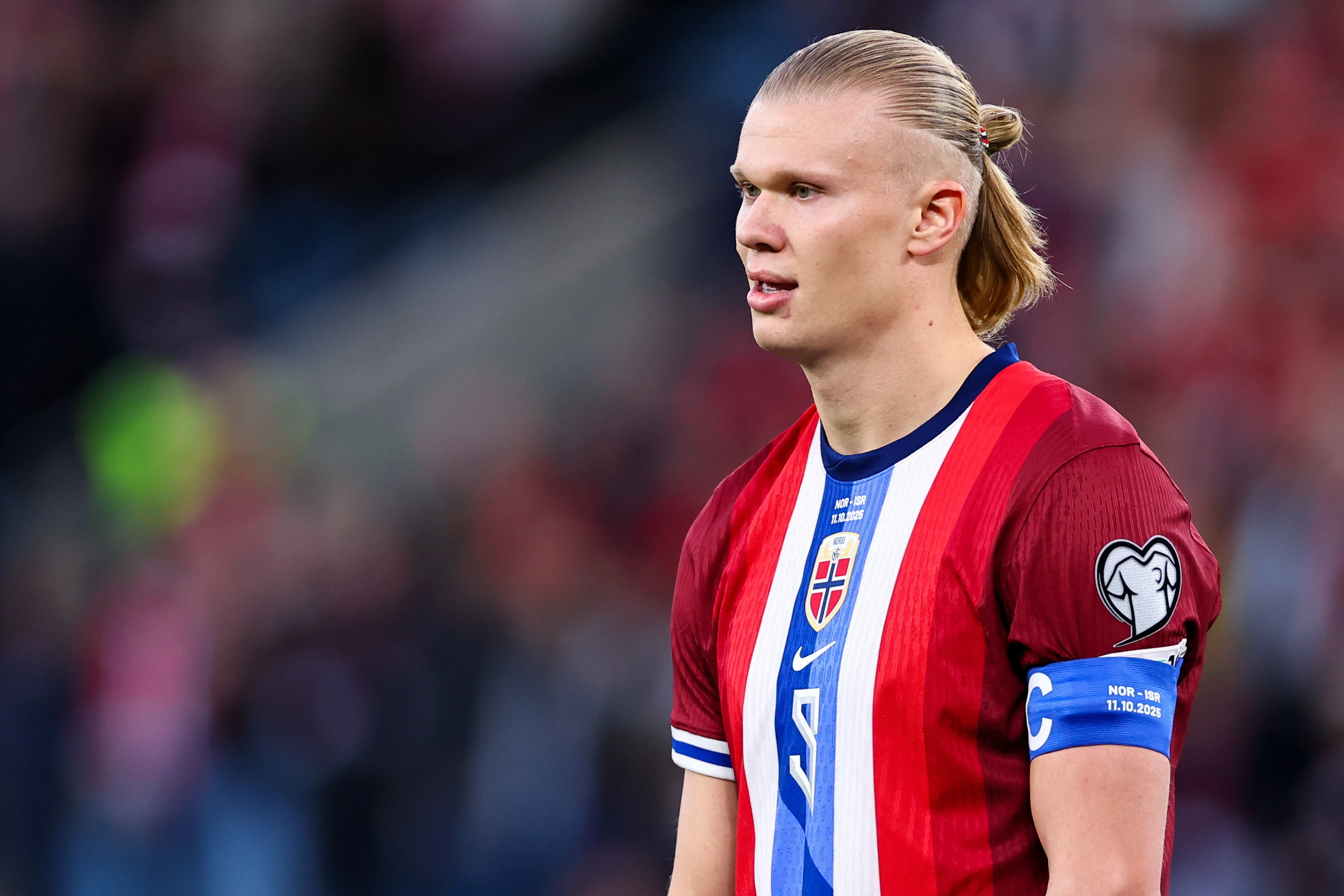 Барселона хоче підписати Голанда влітку