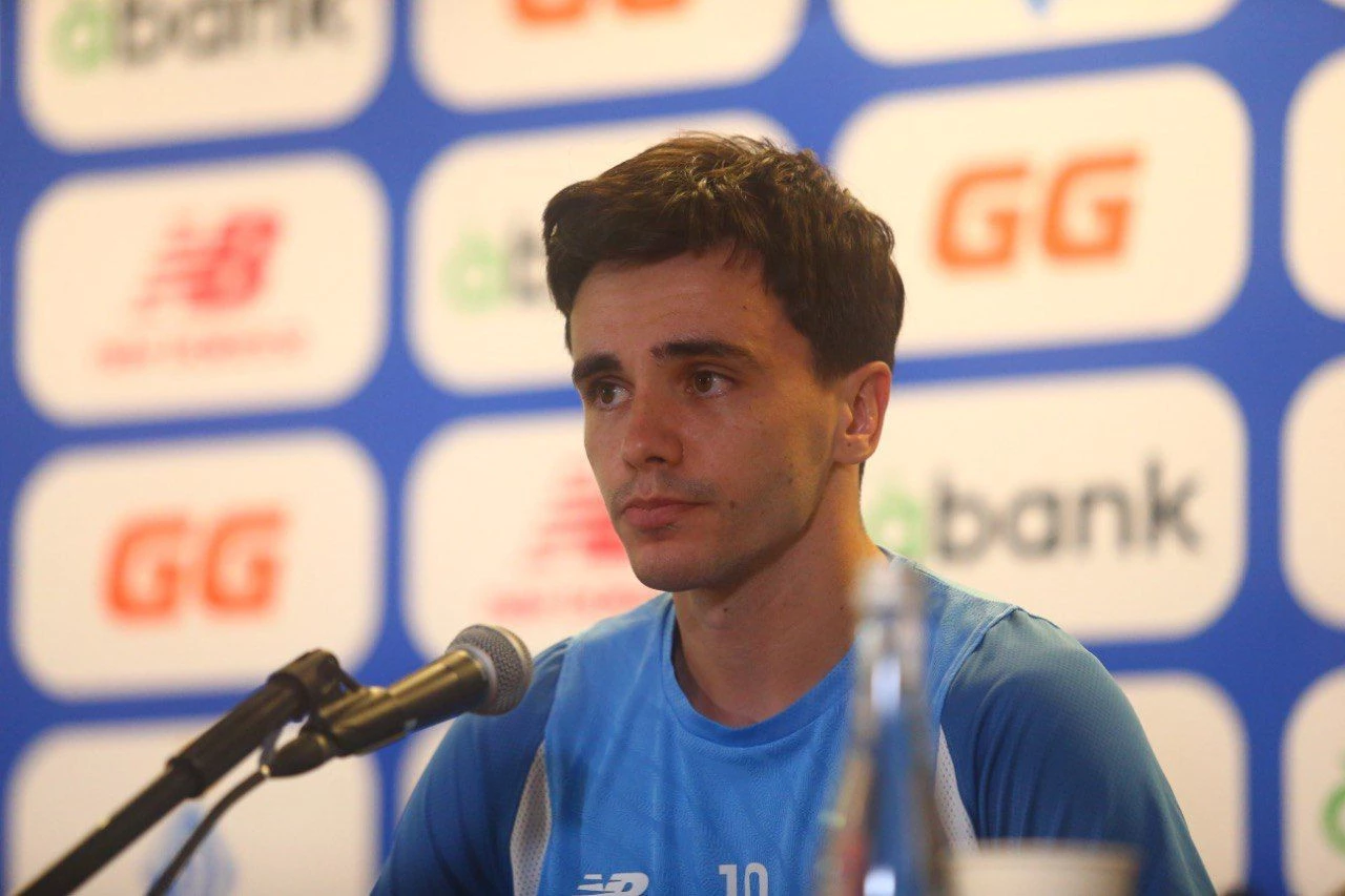 Микола Шапаренко