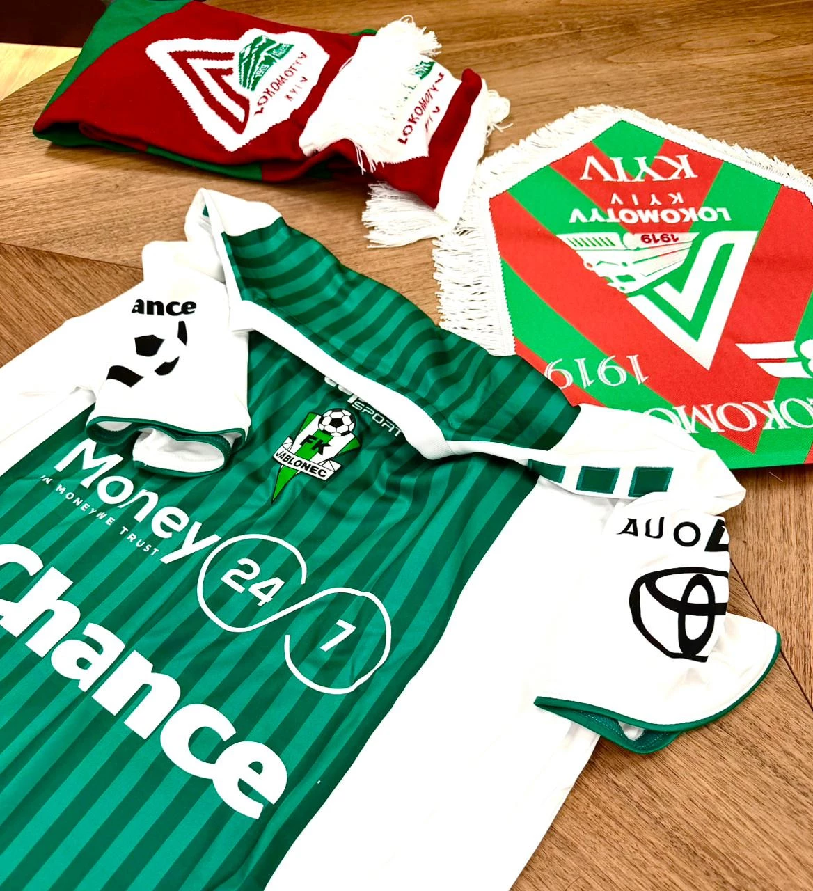 Локомотив Київ