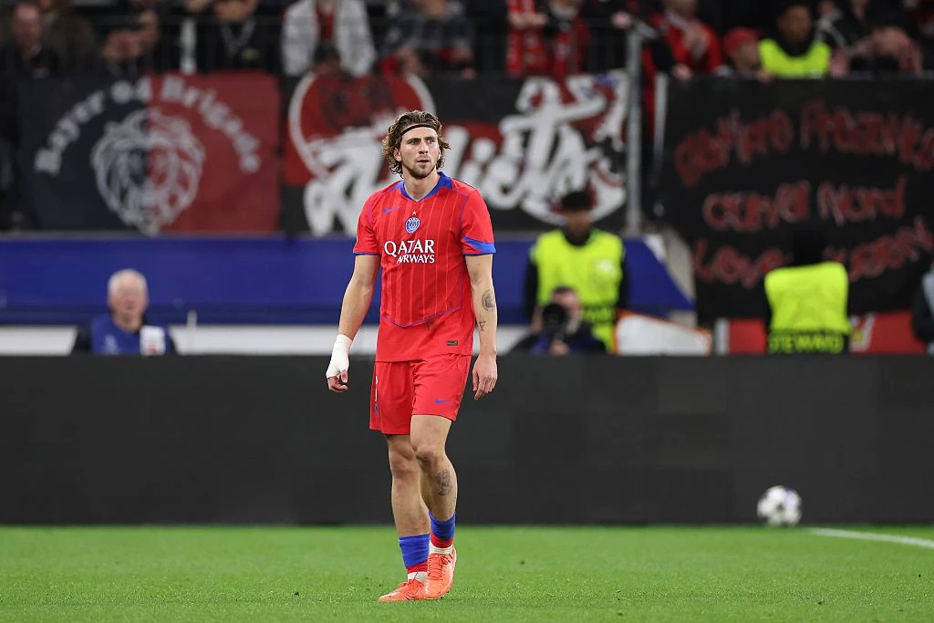 ПСЖ не відпустить взимку Сафонова