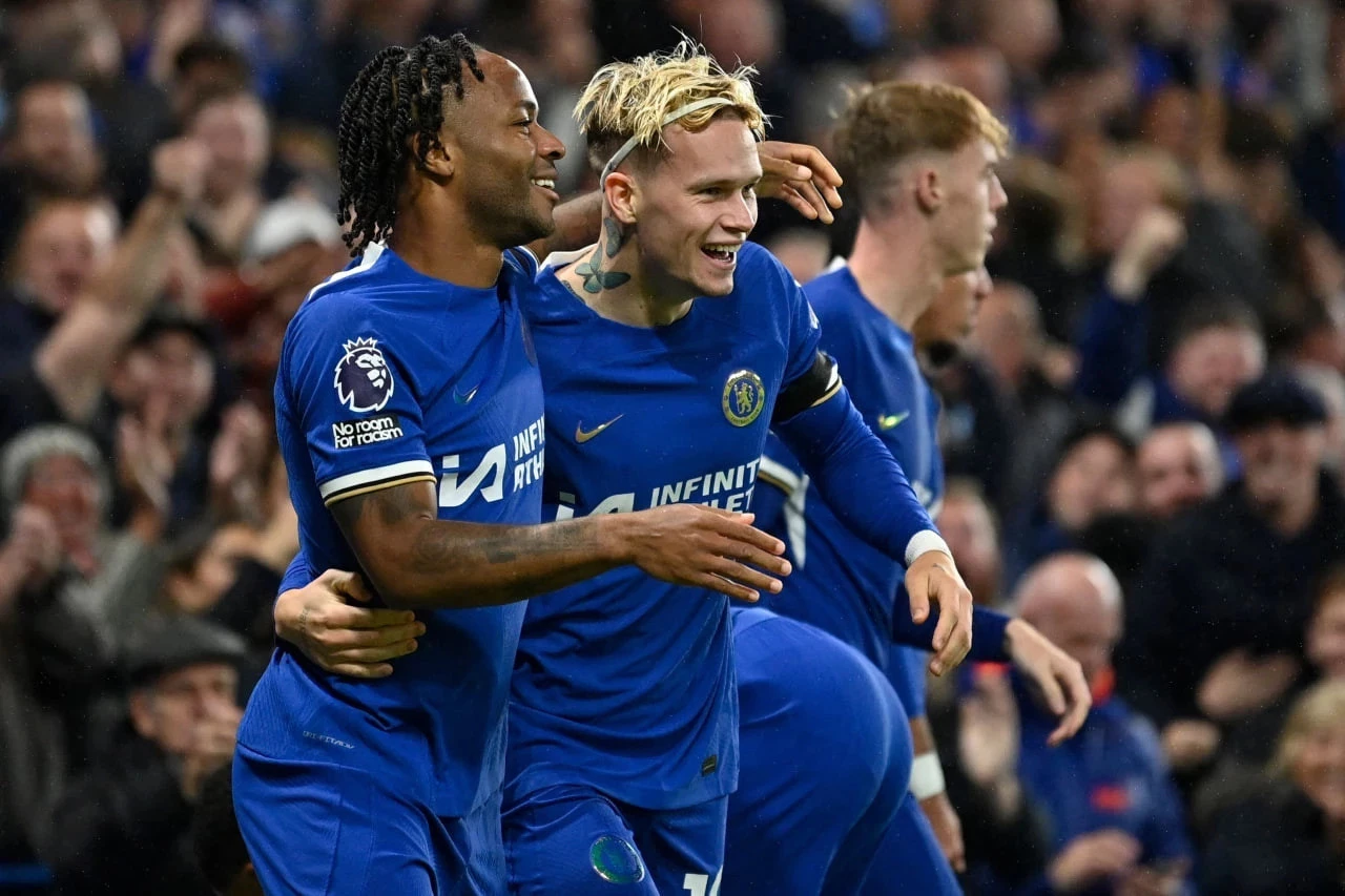 Мудрик і Стерлінг