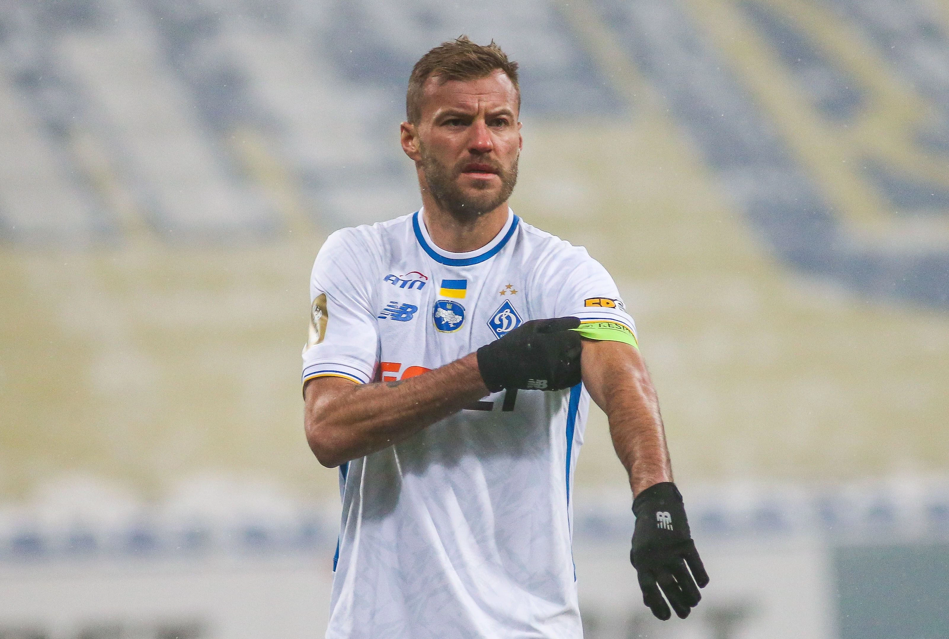 Ярмоленко проходить навчання на футбольного менеджера