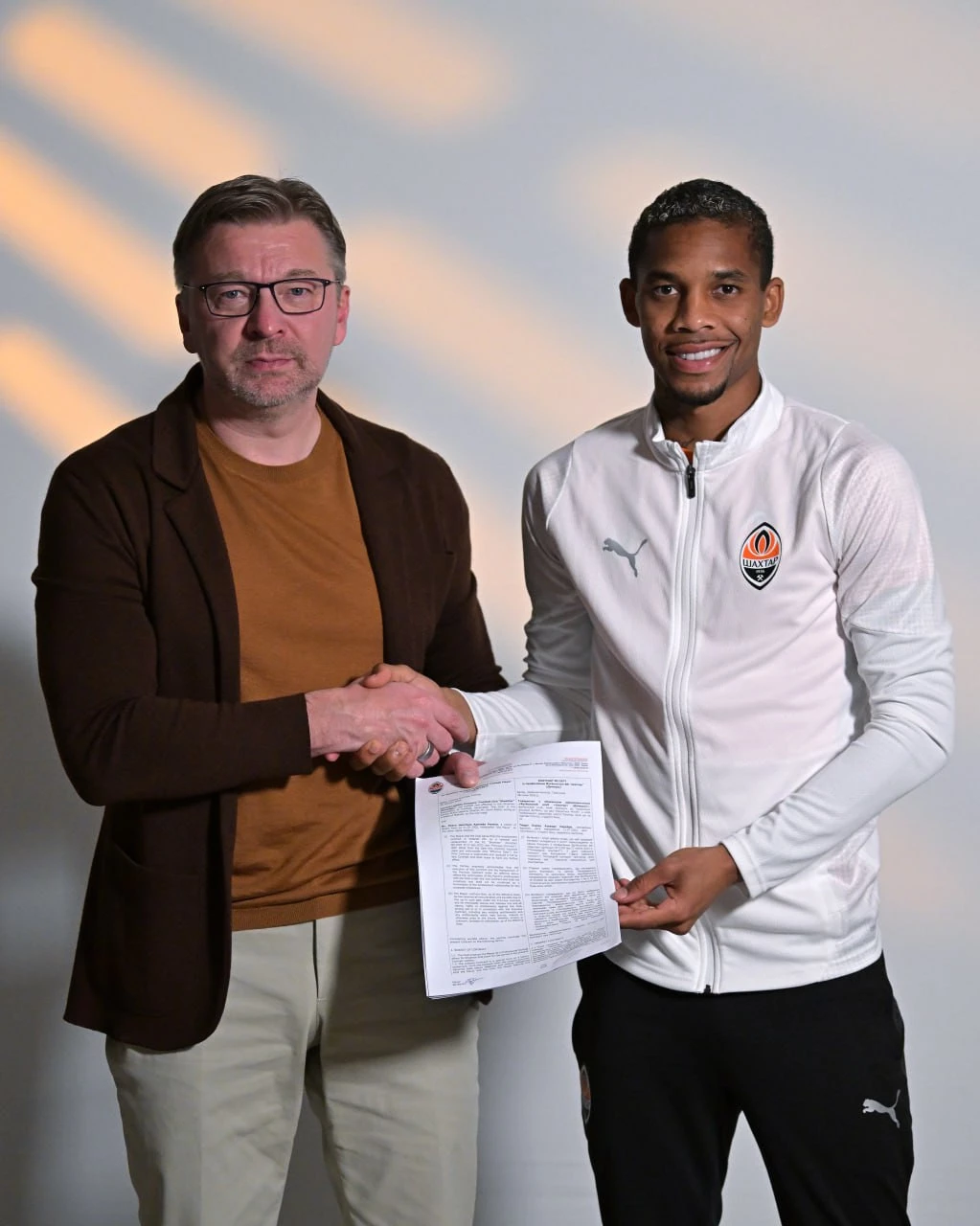 Шахтар продовжив угоду з Енріке