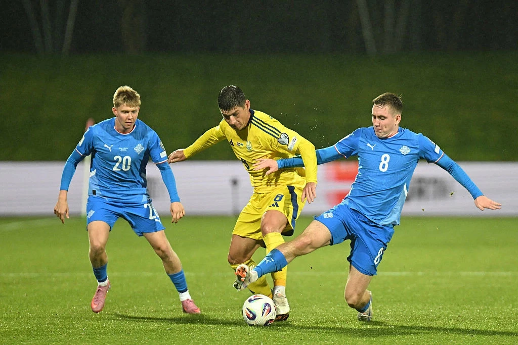 Руслан Малиновський