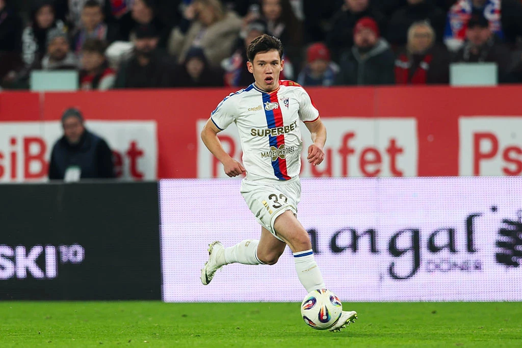 Максим Хлань