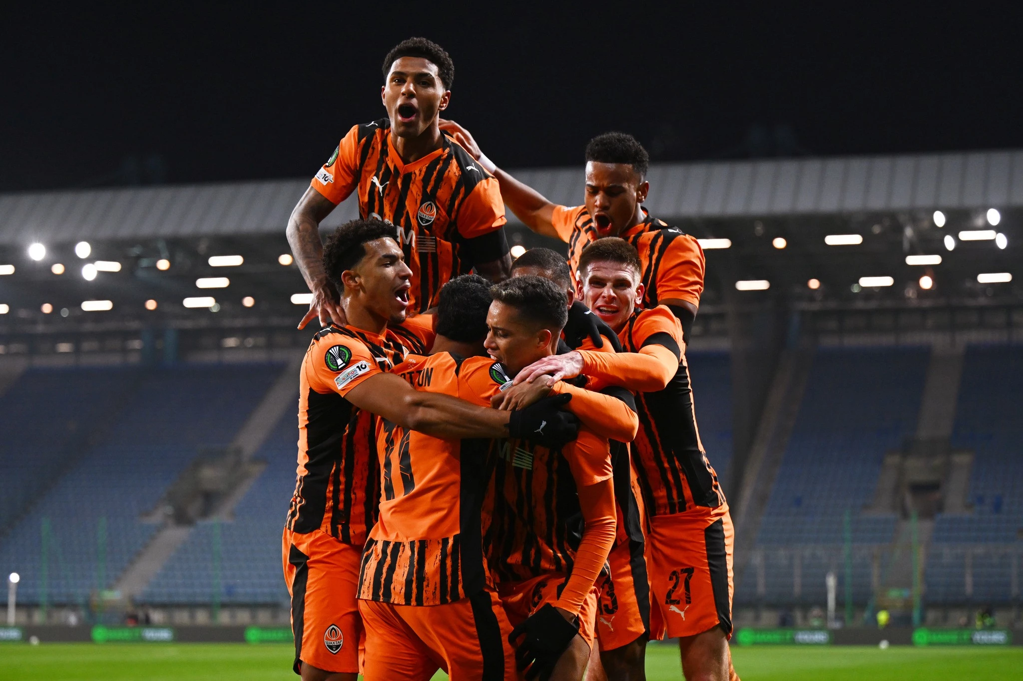 Мейрелліш та Еліас можуть перейти в Боруссію