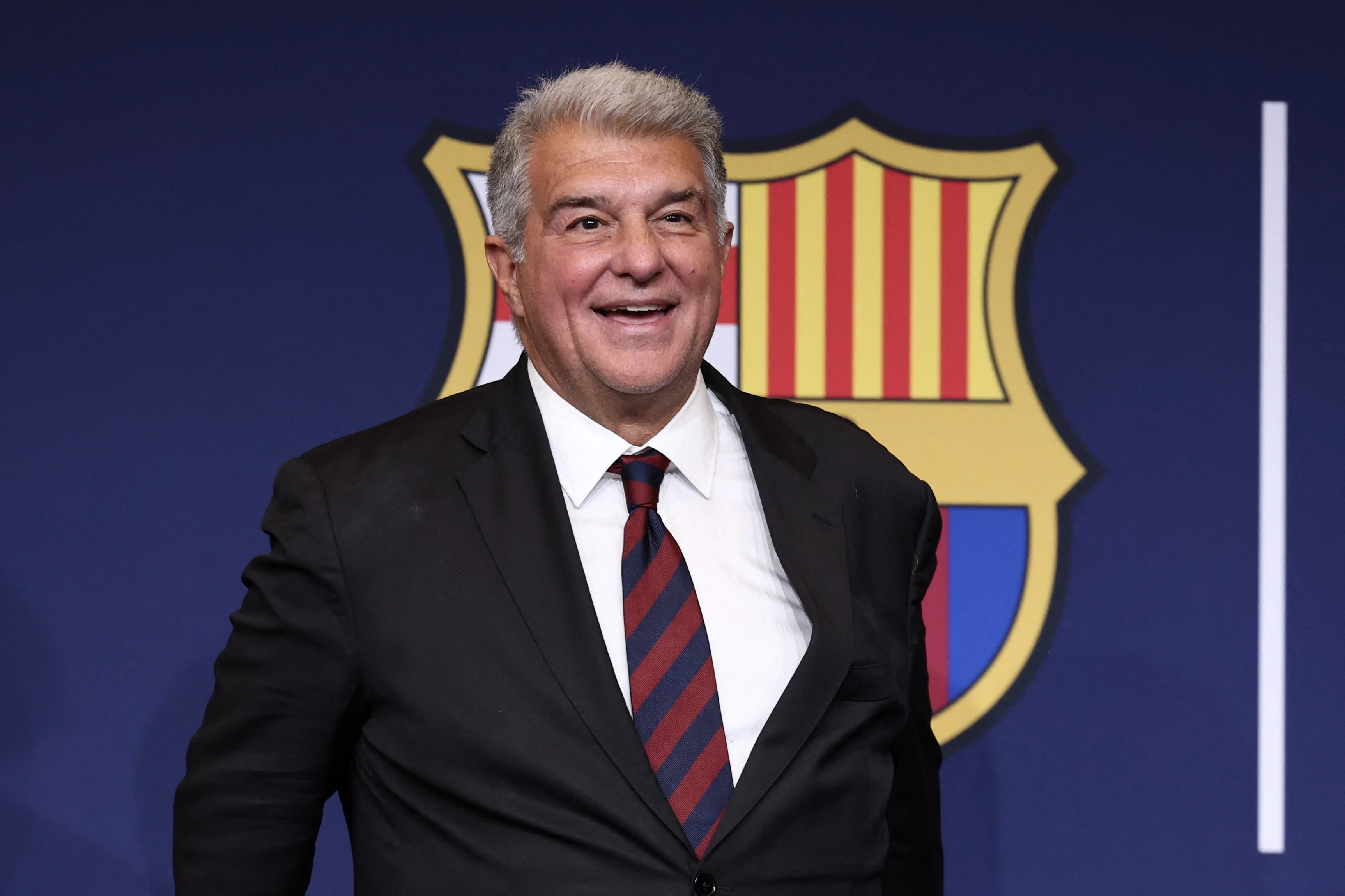 Барселона піде за Альваресом