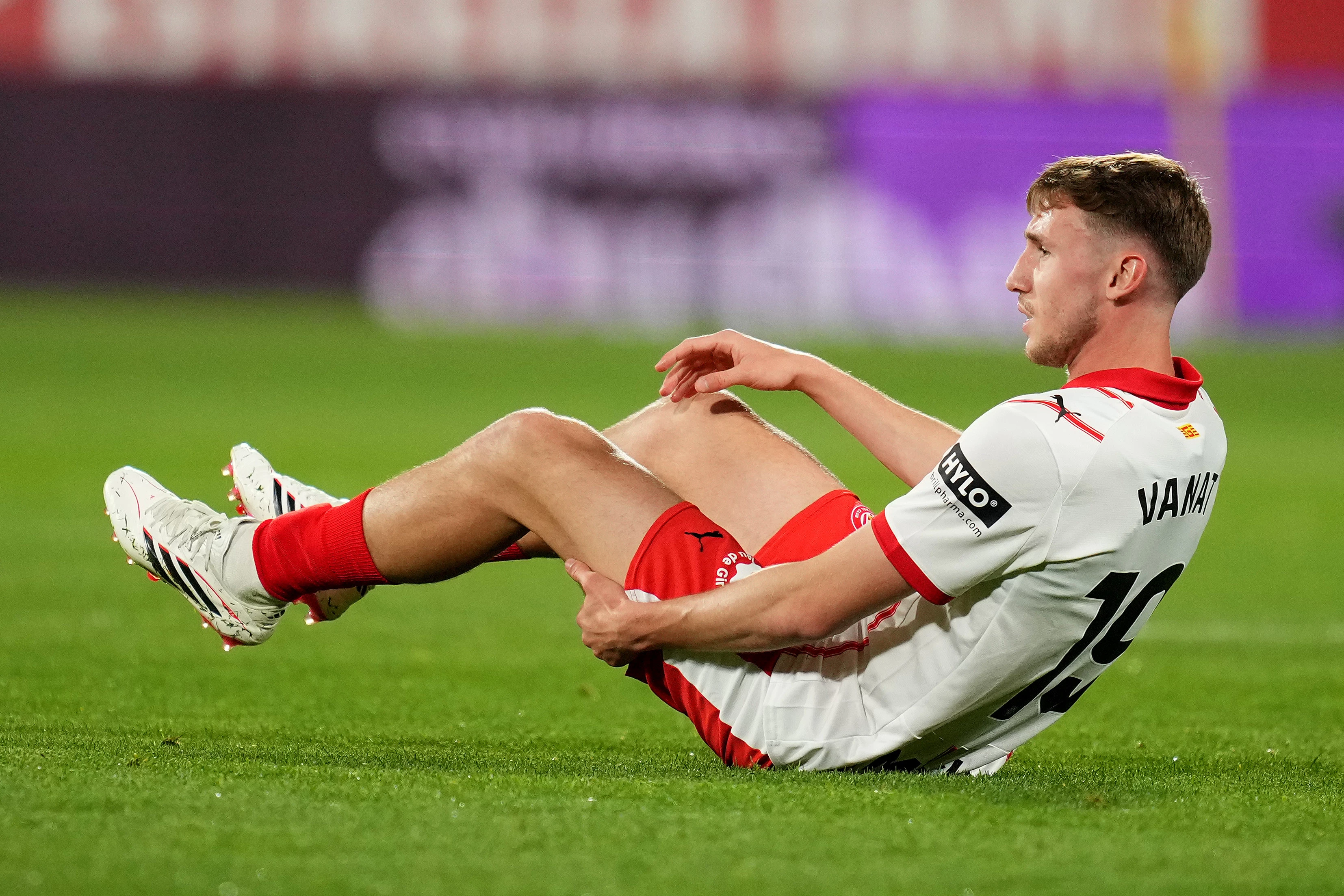 Ванат може вилетіти до кінця сезону