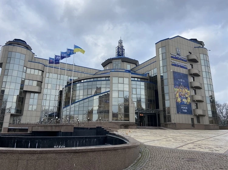 Кудрівка має шалені борги